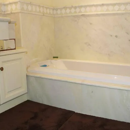 Villa De Maitre 6 Avec Piscine Et Jacuzzi - Fr-1-768-119 Roquebrune-sur Argens